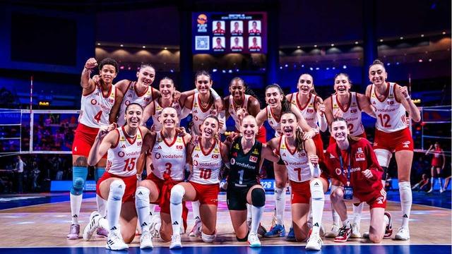 A Milli Kadın Voleybol Takımı'nın Yarı Finaldeki Rakibi Çin Olarak Belirlendi