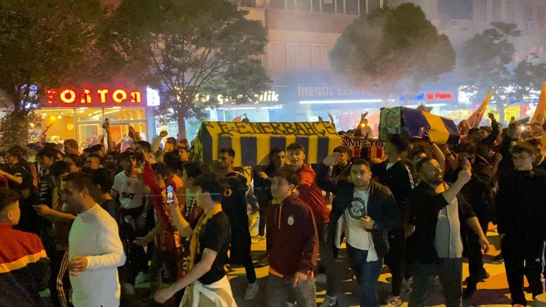 719856_galatasarayin-5inci-sampyonlu-burs