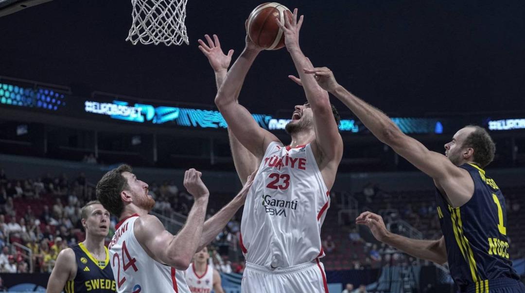 Canlı: Türkiye-Greek Basketbol Maçı | Hikayeyi yazmak için parktayız! Nefesler korundu! Canlı İfade 2